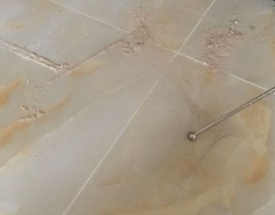 梅里斯瓷砖空鼓维修公司分享粘合剂选择不当在瓷砖铺贴过程中可能导致以下问题